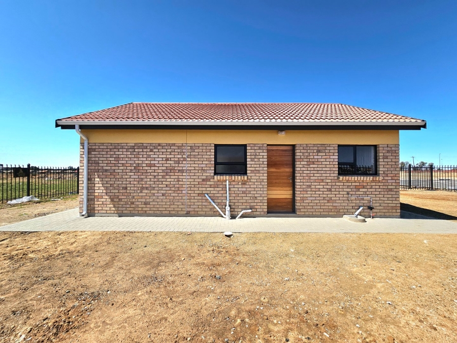 2 Bedroom Property for Sale in Heidedal Free State